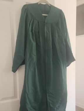 Oak Hall Green Graduation Gown